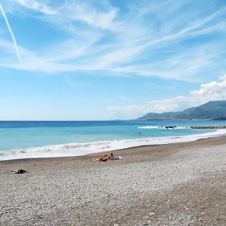 Locazione Turistica Donatella - Vma295 * Ventimiglia